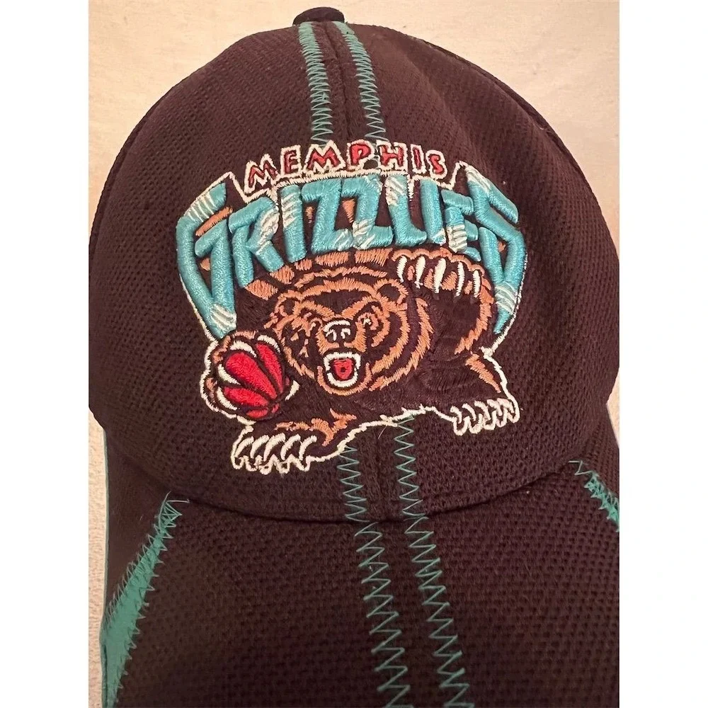 Vintage Vancouver Grizzlies Reebok FLEXFIT‎ Cap Black OSFA Unisex NBA